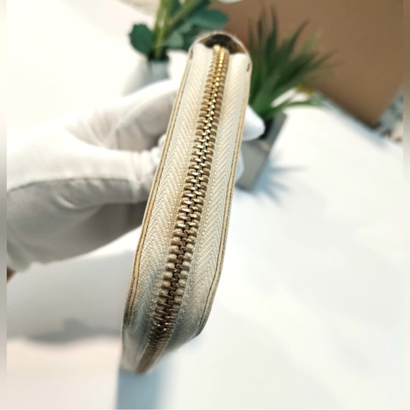 Louis Vuitton Zippy Wallet Damier Azur GUC - Picture 9 of 10